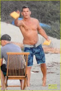 Full Sized Photo of josh brolin shirtless at the beach 15 Ph
