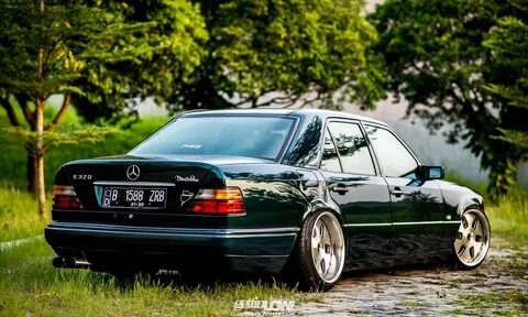 Mostbook: Tuning Mercedes W124 Stance