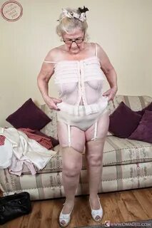 Girdle grannies