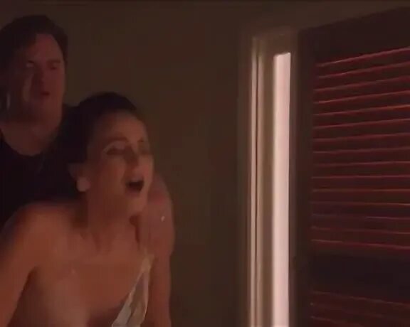 TV show scene Ashley Dougherty nude - Doom Patrol s01e01 (20