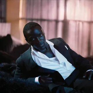 Akon - тема - YouTube