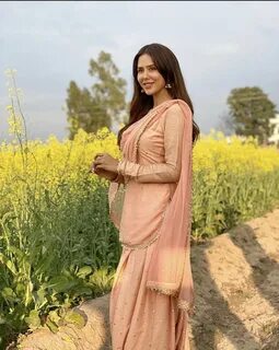 Sonam Bajwa (@sonambajwa_fc) Twitter (@imanjotmaan) — Twitter