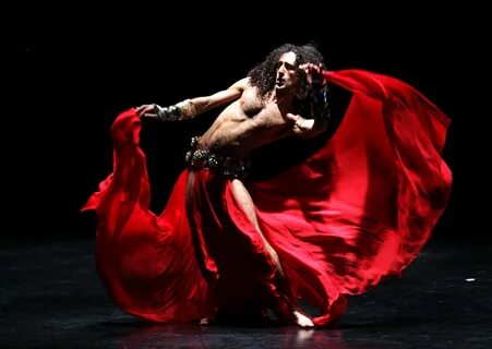 Male 'Belly Dancer' Uses Baladi To Defy Sexism and Homophobi