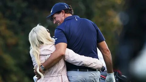 Photos: Phil Mickelson, wife Amy Mickelson photos through th