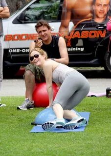 Leslie Mann Workout In Spandex for This is Forty - LA-02 Got