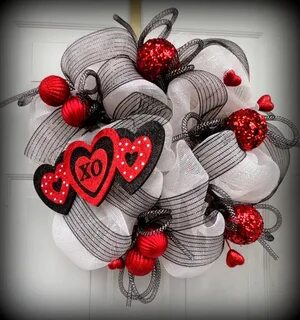 Valentines Deco Mesh Wreath - Mesh Wreath - Valentines Door 