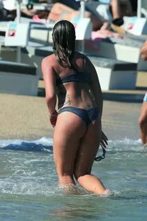 Olympia Valance Seen on the beach in Mykonos - Celebzz - Cel