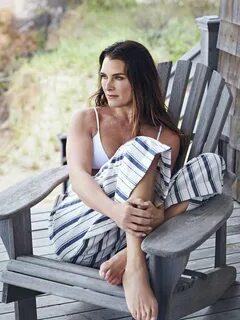 Index of /wp-content/uploads/photos/brooke-shields/the-edit-