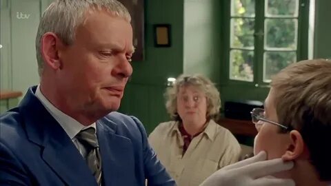 Доктор Мартин / Doc Martin 8 сезон 5 серия - From the Mouths