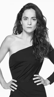 Brazilian Actress Alice Braga 2021 Black & White 4K Ultra HD