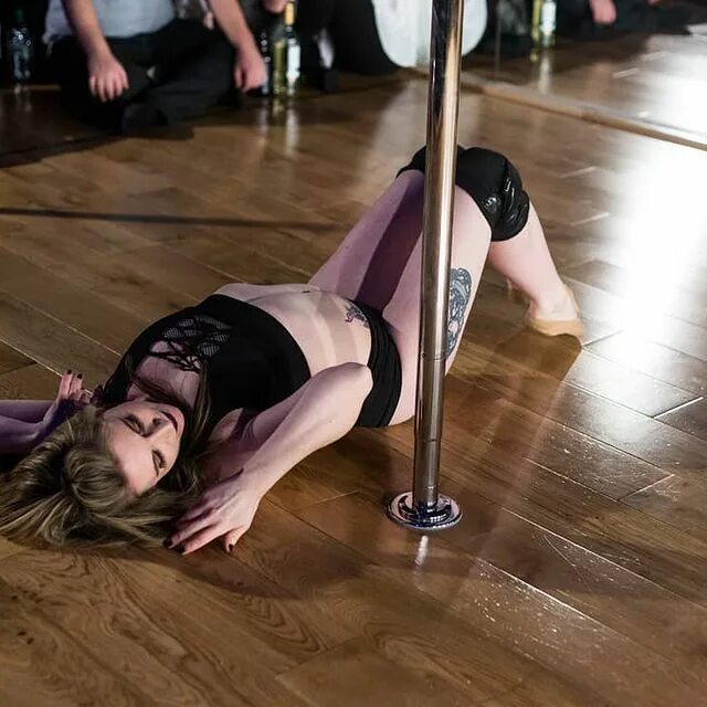 Photo by Nicole Cleo in Irish Pole Dance Academy. 