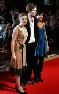 16 Looks Emma Watson Wore On The Harry Potter Red Carpet Tha