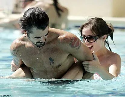 Colin Farrell frolics in Vegas with new love Daily Mail Onli