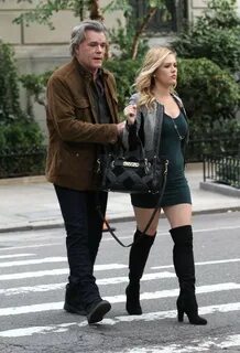 Ray Liotta, Natalie Hall - Ray Liotta and Natalie Hall Photo