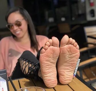 ℋᎾUЅℰ Ꮎℱ ЅᎾℒℰЅ בטוויטר: "Meaty wrinkled mature soles from De