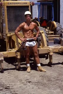 Boys in short shorts: Muscles and shorts