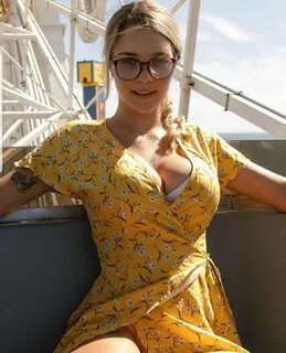 Pin on Glasses On Sexy Women