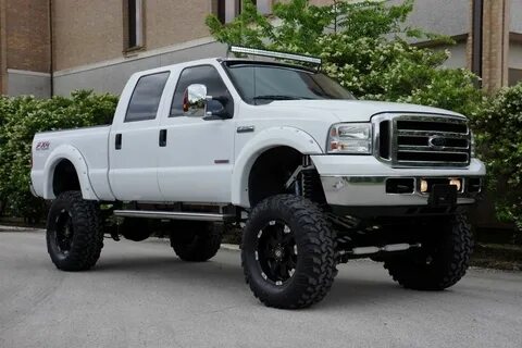 2007 Ford F-250 Lariat 4X4, 9.5" Lift, Monster Truck, Naviga