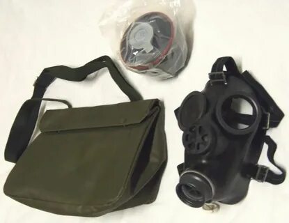 Swiss SM74 Gas Mask, 40mm Filter, Bag & Antifog Kit Unissued