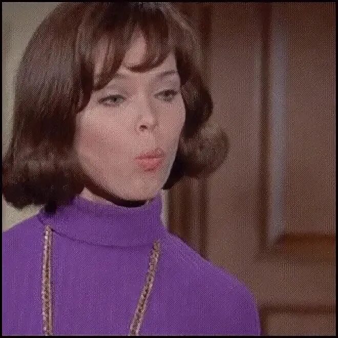 Yvonne craig GIF - Find on GIFER