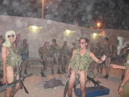 Nude israeli soldiers.