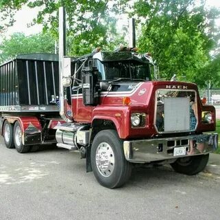 R Model MACK Trucks, Big trucks, Mack dump truck