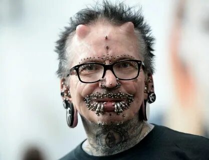 10 Of The Craziest World Records Face piercings, World recor