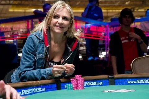 Пять самых крутых женщин, играющих в покер