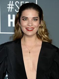 ANNIE MURPHY at 2019 Critics' Choice Awards in Santa Monica 