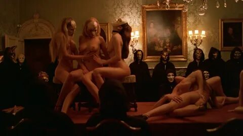 Mass orgy scene from Eyes Wide Shut So.Critiques