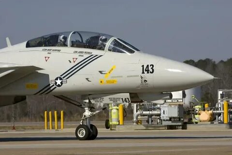 My slow repaint hangar - F-14 Tomcat - AEROSOFT COMMUNITY SE