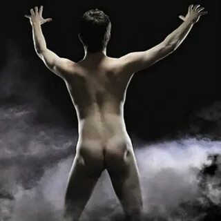 Daniel radcliffe naked on stage