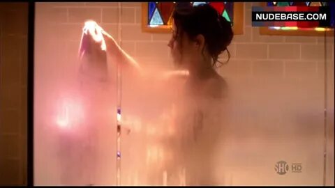 Pregnant Mary-Louise Parker in Shower - Weeds (0:18) NudeBas