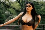 Mia Khalifa, big boobs, pornstar, long hair, glasses 2500x16