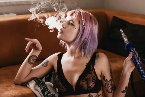 Girls Smoking Weed thread - /wg/ - Wallpapers/General - 4arc