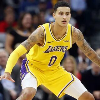 Kyle Kuzma Claps Back at NBA Referees on Twitter over Call v