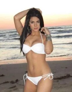 70+ Hot pictures Of Emeraude Toubia Explore her Extremely se