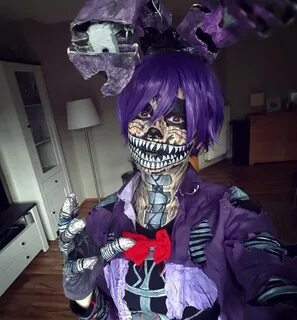 Fnaf Withered Bonnie Cosplay - E-hack Roblox