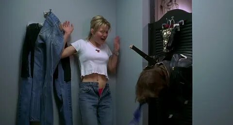 Häiriköt (1995) - Joey Lauren Adams as Gwen - IMDb