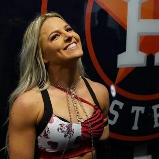 Candice gear from Rumble 2020 : CandiceLeRae All smiles, Wwe