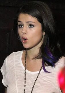 Selena Gomez Is A Hot Little Number @ Platinum-celebs.com