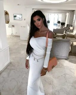 🌴 CHLOE KHAN 🌴 (@chloe.khan) * Instagram photos and videos i