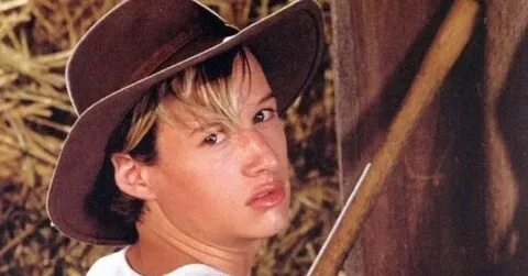 Bham Spanking: Sammy Case: a hot little butt on display. 