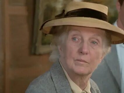 Joan Hickson Fans na Twitteru: "Joan as Miss Marple in The M