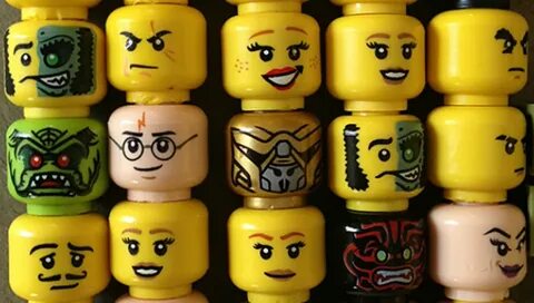 Les visages des Lego sont-ils vraiment de plus en plus en co