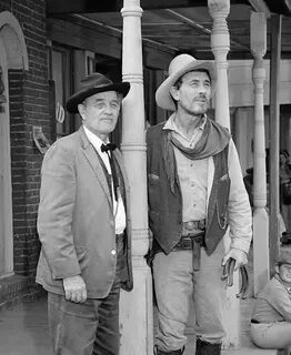 Ken Curtis, Milburn Stone - Gunsmoke Ken curtis, Tv westerns