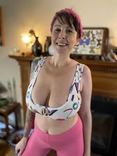 Browse does this top make my boobs look big - maturemilf for free on ...