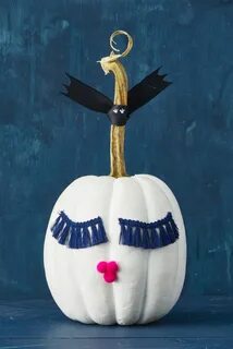 These Eerily Easy Halloween Craft Ideas Will Get You Pumped 