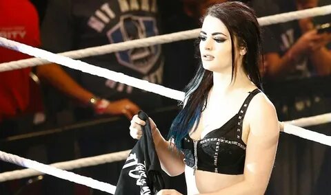 WWE Diva Paige Almost Harmed Herself After Sex Tape And Nake