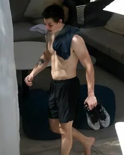 Beauty and Body of Male : Shawn Mendes in Brasil 3